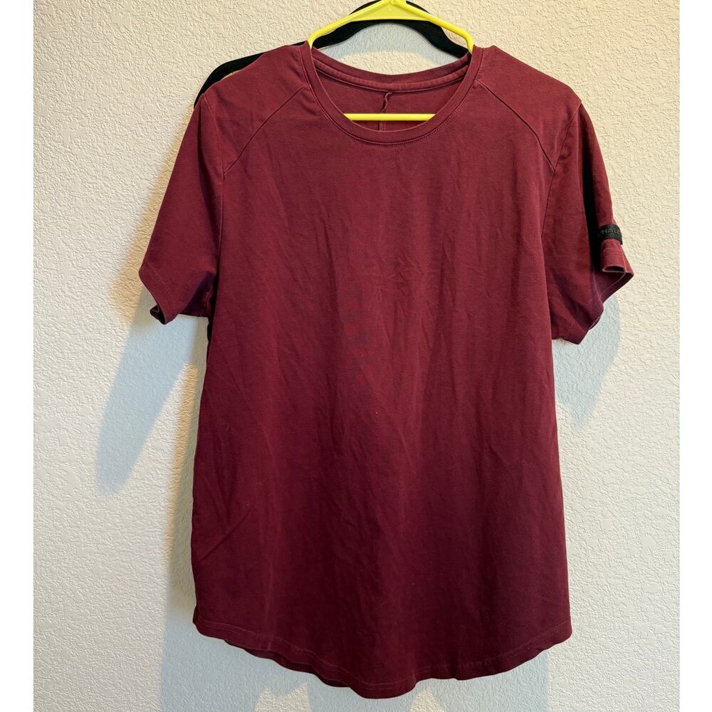 Alphalete Lux Scoop Short Sleeve Tee‎ in Maroon L